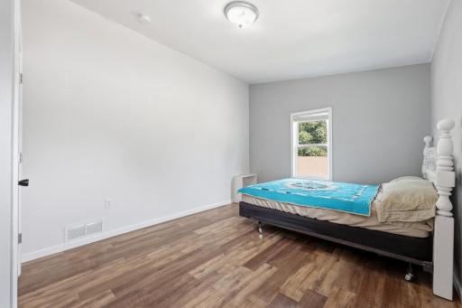 2nd Bedroom - upstairs