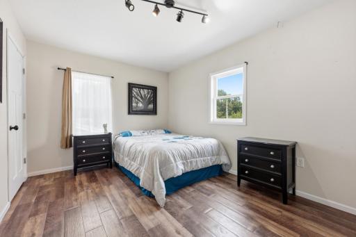 6th Bedroom - upstairs
