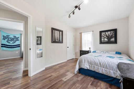 6th Bedroom - upstairs