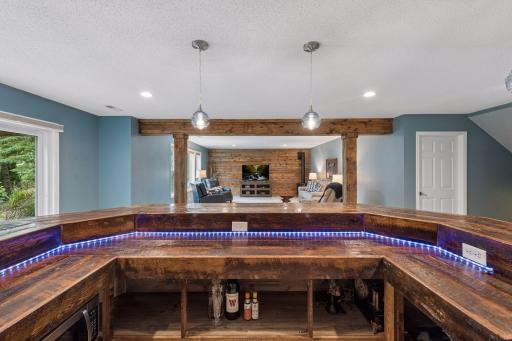 2462 Lone Eagle Trail, Woodbury, MN 55129