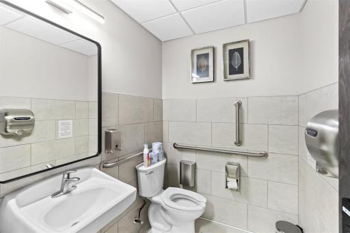 2056 Woodlane Drive, Woodbury, MN 55125