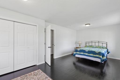 5841 Boone Avenue N, New Hope, MN 55428