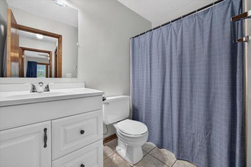 2575 Lamada Place, Owatonna, MN 55060