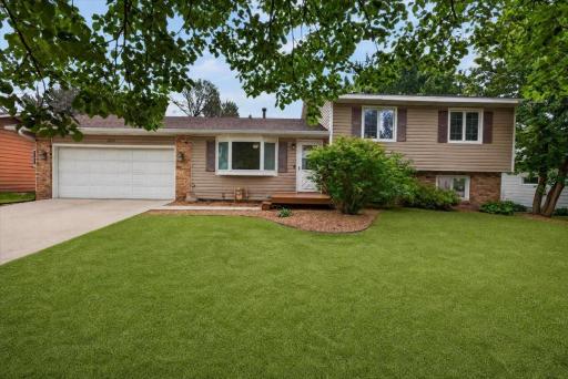 2575 Lamada Place, Owatonna, MN 55060