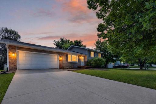 2575 Lamada Place, Owatonna, MN 55060