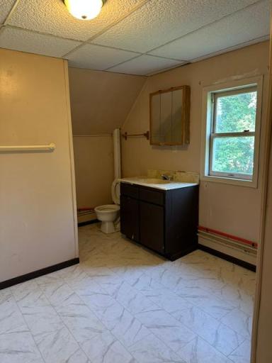 bathroom.jpeg