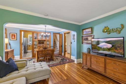 Alternate view of the living room.
