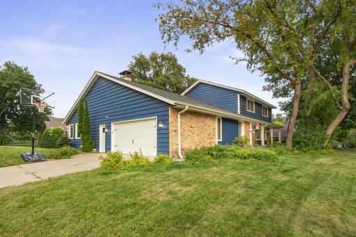 14880 Ironwood Court, Eden Prairie, MN 55346