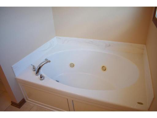 master bath 4.jpg