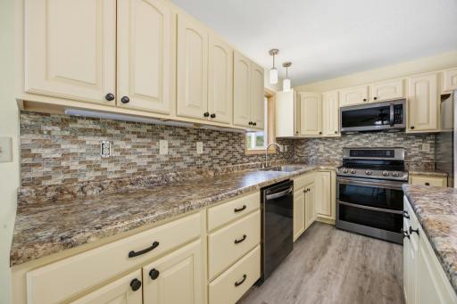 2622 29th Avenue S, Moorhead, MN 56560
