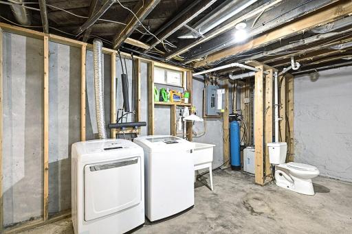 134 7th Avenue N, Waite Park, MN 56387