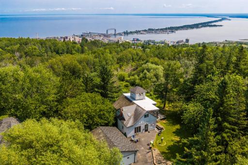 805 W 10th Street, Duluth, MN 55806