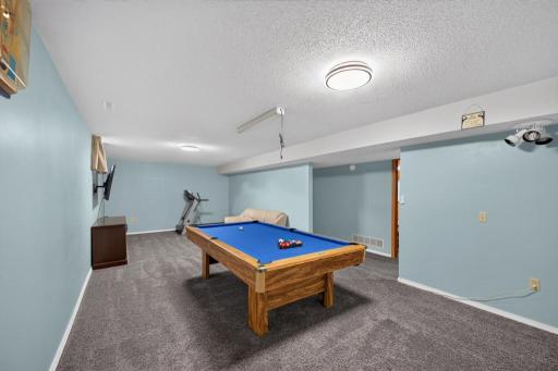 130 4th Avenue NW, Elgin, MN 55932