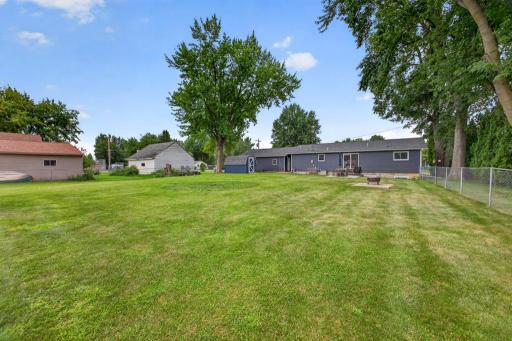 130 4th Avenue NW, Elgin, MN 55932
