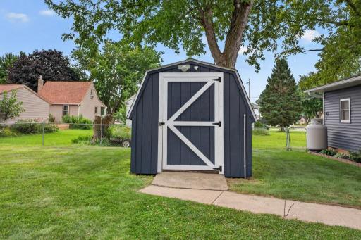 130 4th Avenue NW, Elgin, MN 55932