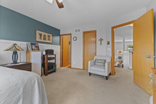 20609 Harrow Court, Lakeville, MN 55044