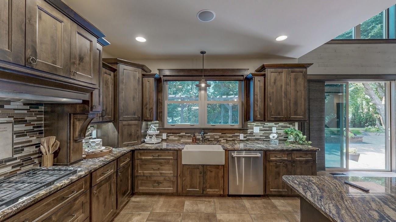 Kitchen 1.jpg