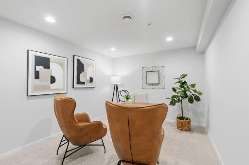 19-web-or-mls-11226 Baltimore St NE-19.jpg