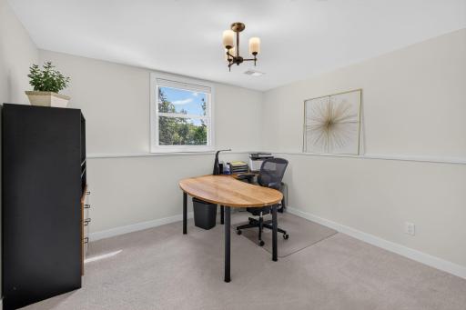 The 5th bedroom/Office