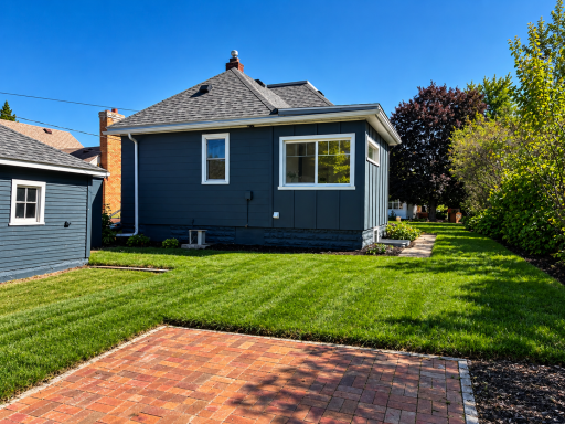 130 10th Avenue N, Hopkins, MN 55343