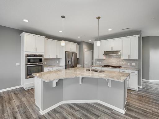 5581 Yucca Lane N, Plymouth, MN 55446
