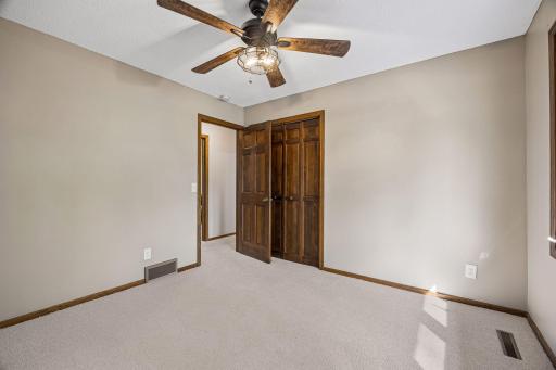 15001 Park Avenue, Burnsville, MN 55306