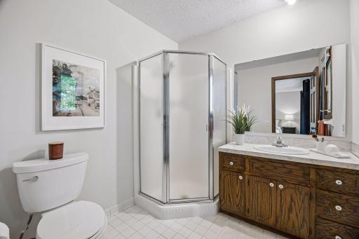 15001 Park Avenue, Burnsville, MN 55306