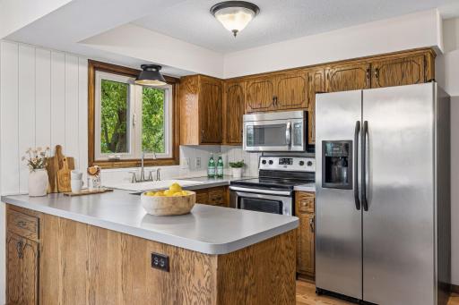 15001 Park Avenue, Burnsville, MN 55306
