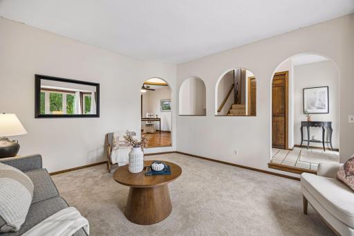 15001 Park Avenue, Burnsville, MN 55306