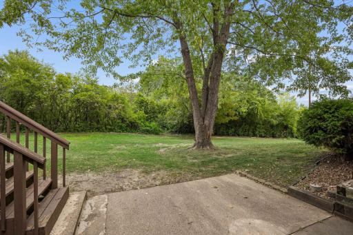 15001 Park Avenue, Burnsville, MN 55306