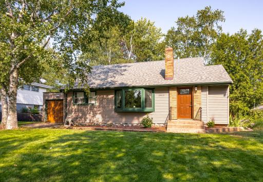 2412 Chambersburg Avenue, Duluth, MN 55811