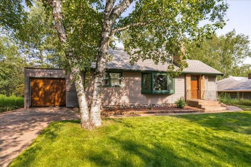 2412 Chambersburg Avenue, Duluth, MN 55811