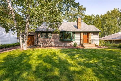 2412 Chambersburg Avenue, Duluth, MN 55811