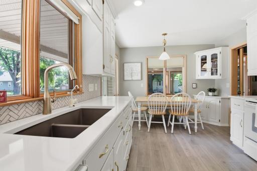 Eat-In Kitchen