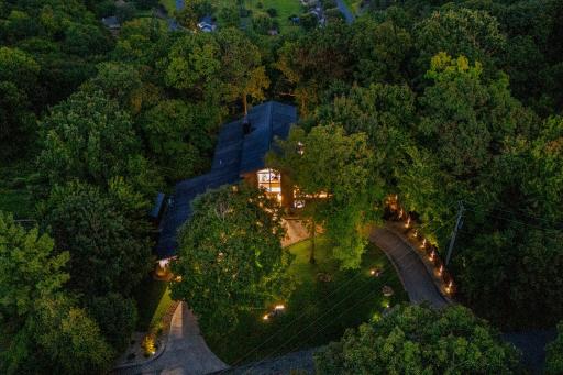 1555 Crescent Hills Drive, La Crescent, MN 55947
