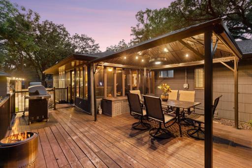 Private Deck