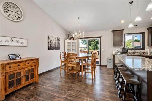 8-web-or-mls-704-bremen-cir.jpg