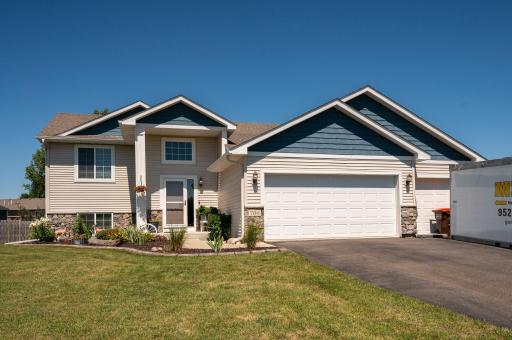 Photo for 704 Bremen Circle, Waverly, MN 55390 - listing #7118085 704 Bremen Circle, Waverly, MN 55390