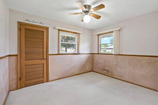 6073 Yukon Avenue N, New Hope, MN 55428
