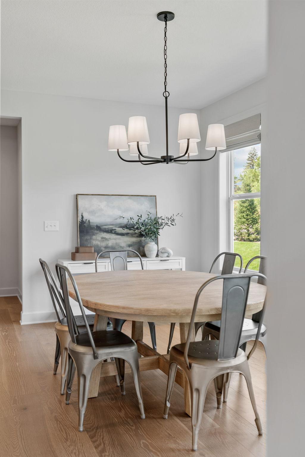 35-web-or-mls-12750 Surrey St-35.jpg