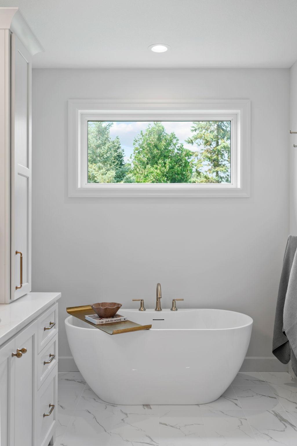59-web-or-mls-12750 Surrey St-59.jpg
