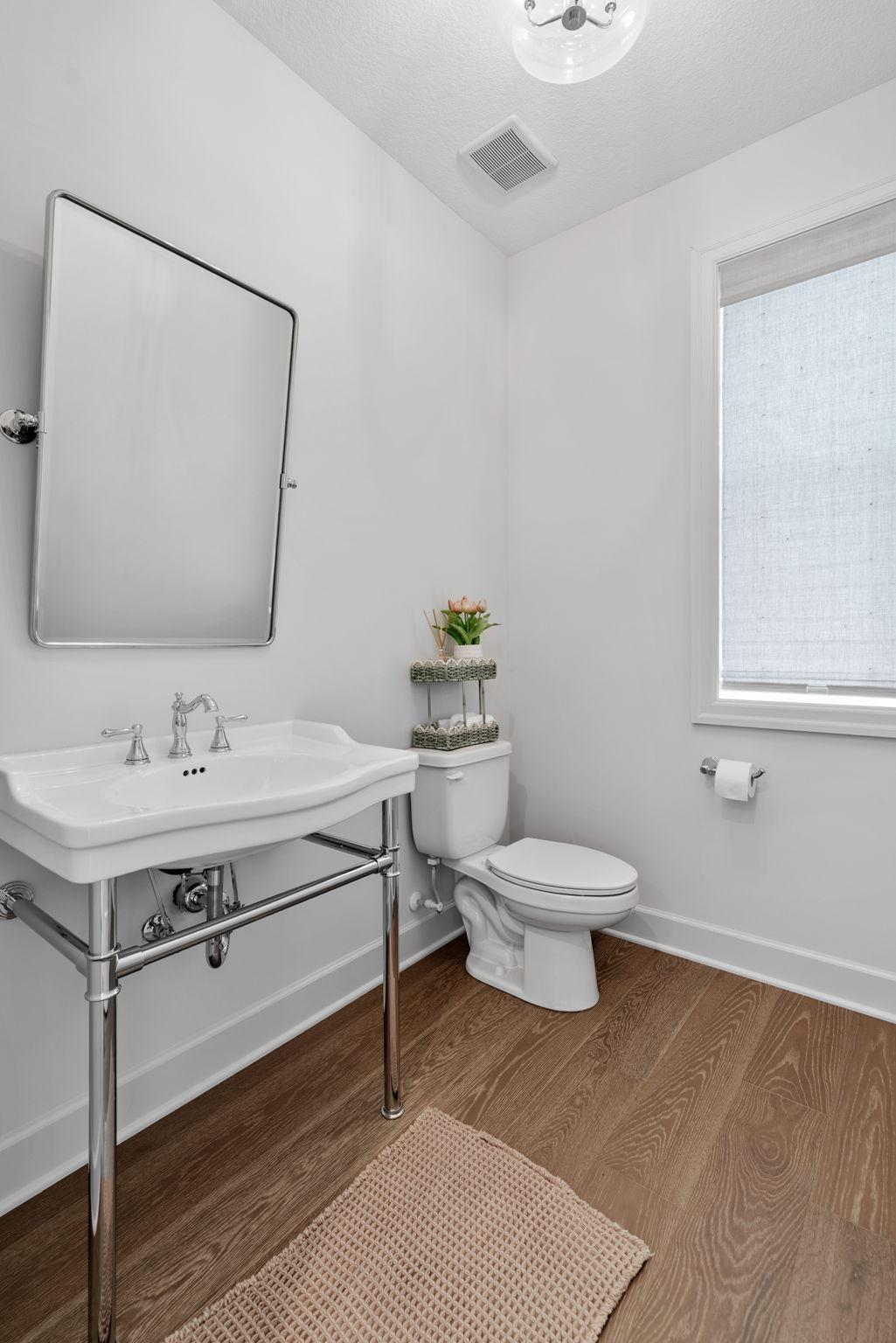 50-web-or-mls-12750 Surrey St-50.jpg