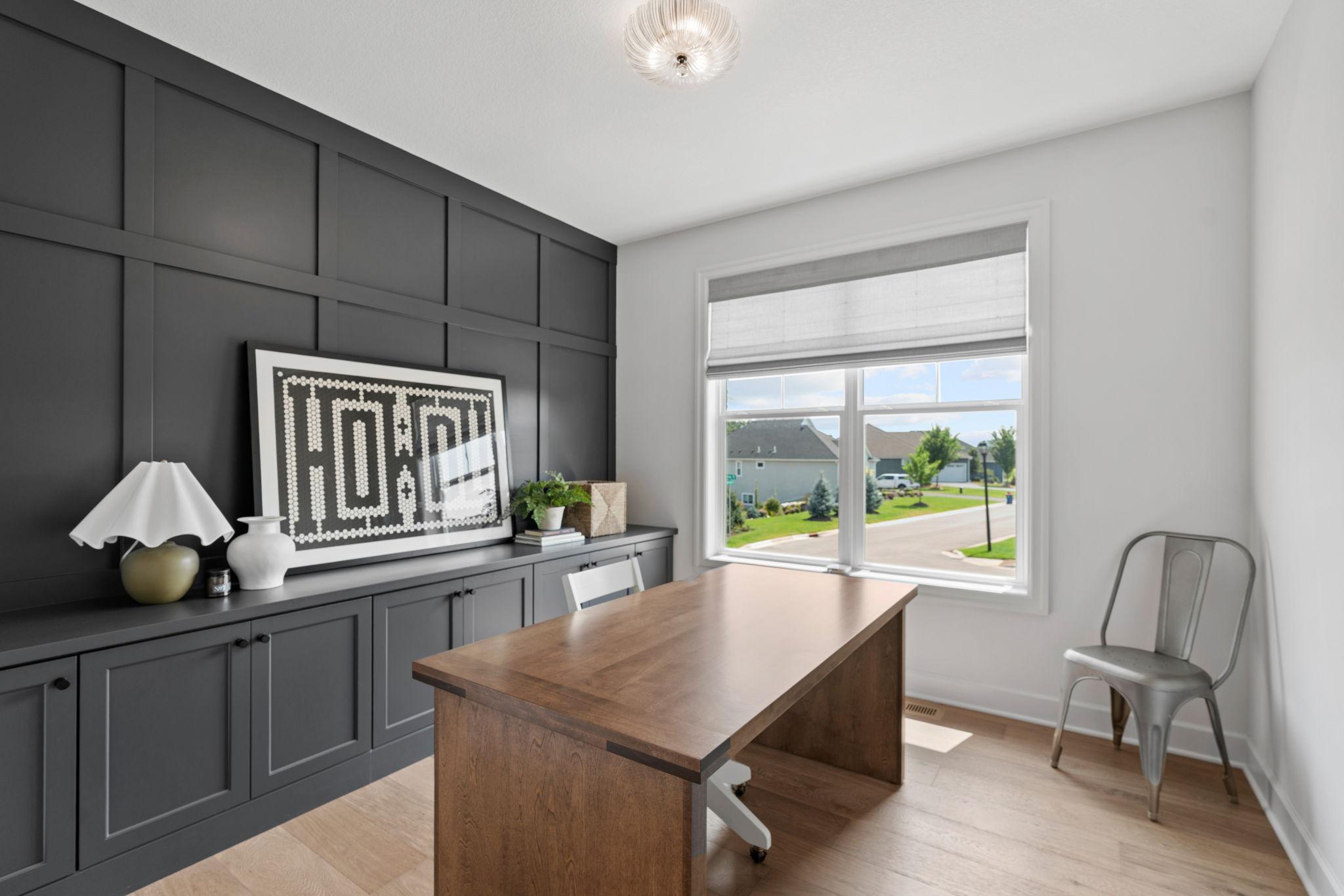 47-web-or-mls-12750 Surrey St-47.jpg