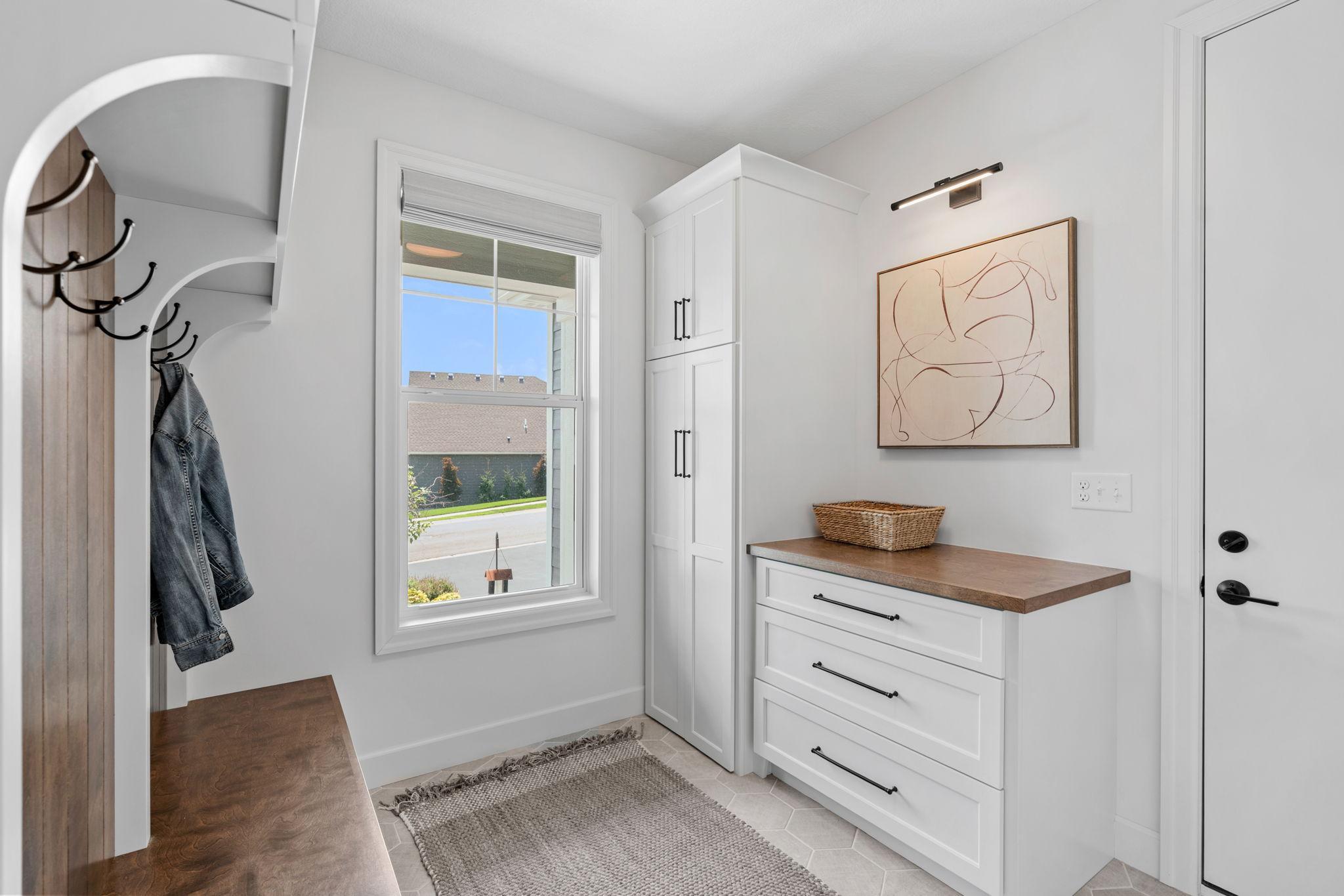 45-web-or-mls-12750 Surrey St-45.jpg