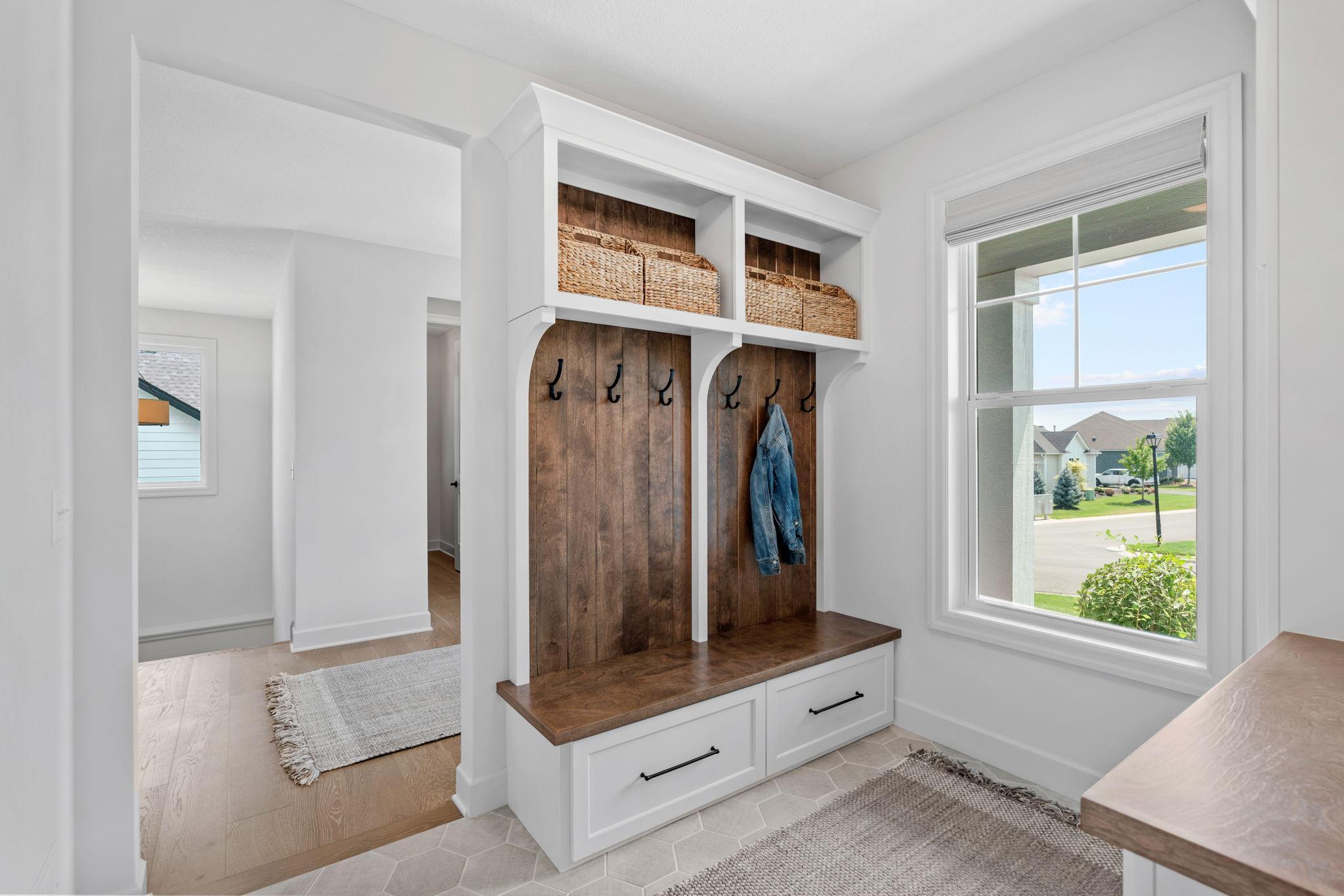 46-web-or-mls-12750 Surrey St-46.jpg