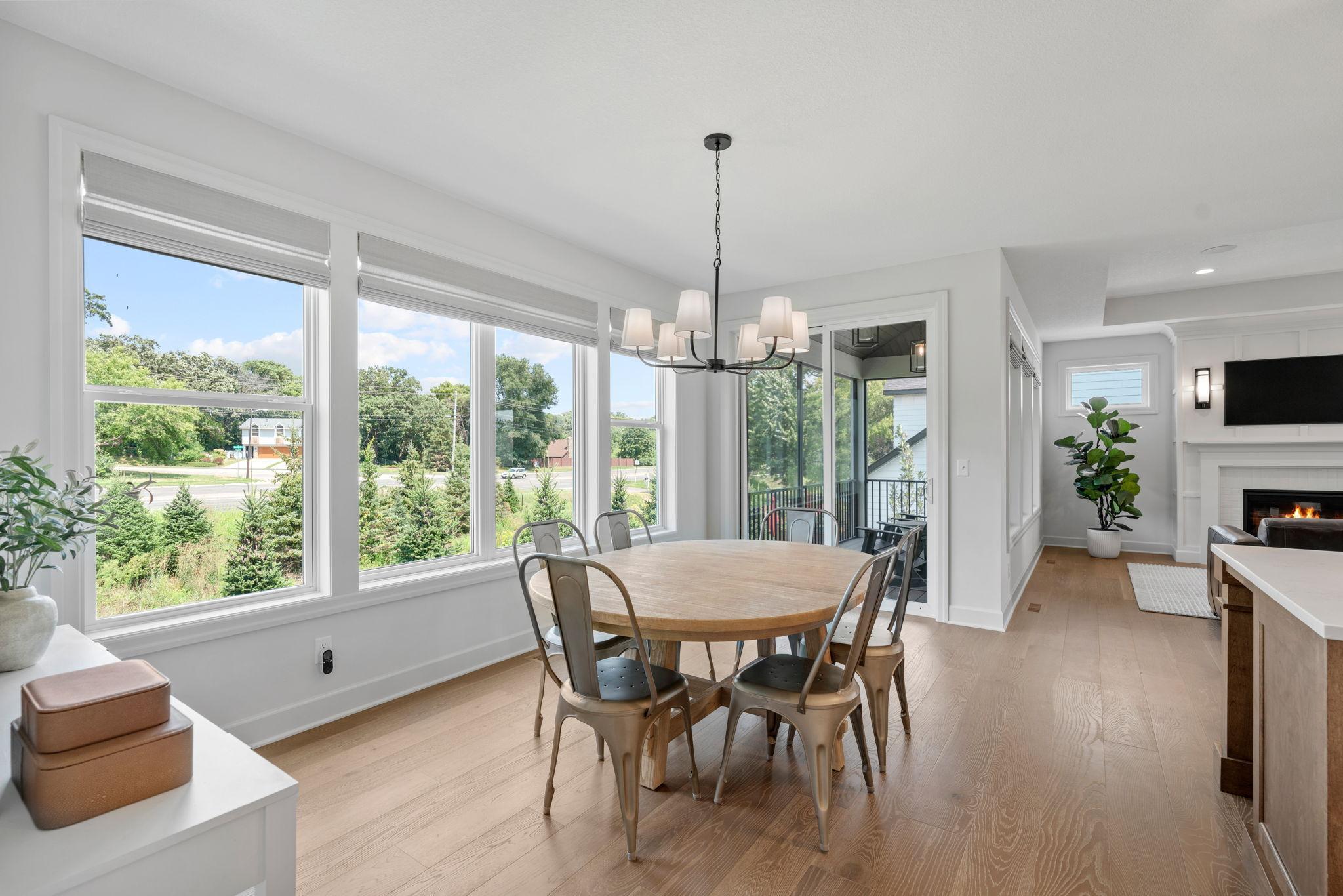 33-web-or-mls-12750 Surrey St-33.jpg