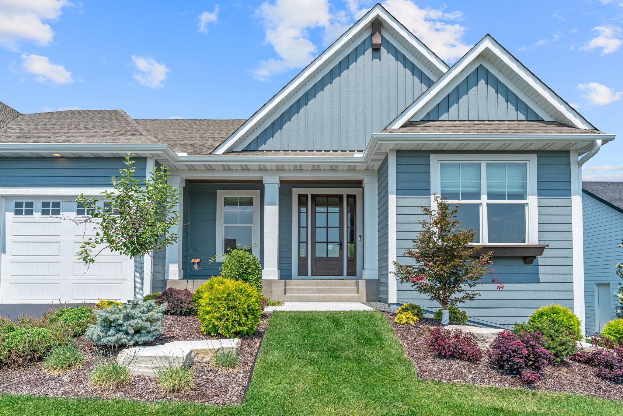 5-web-or-mls-12750 Surrey St-5.jpg