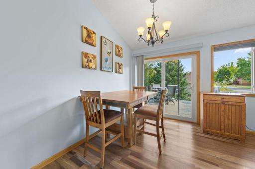 Dining Area.jpg