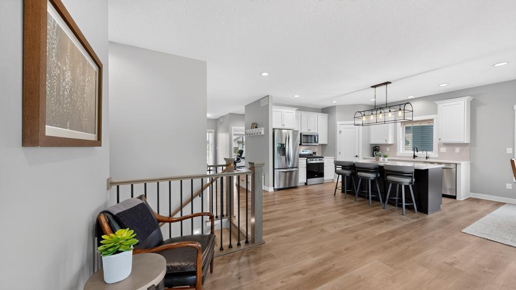 Living to Kitchen