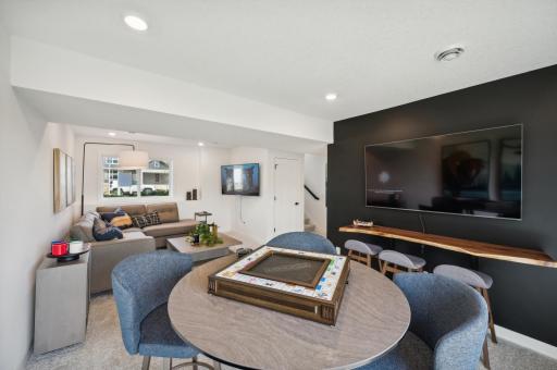 (Photo of a model home, actual finishes may vary)